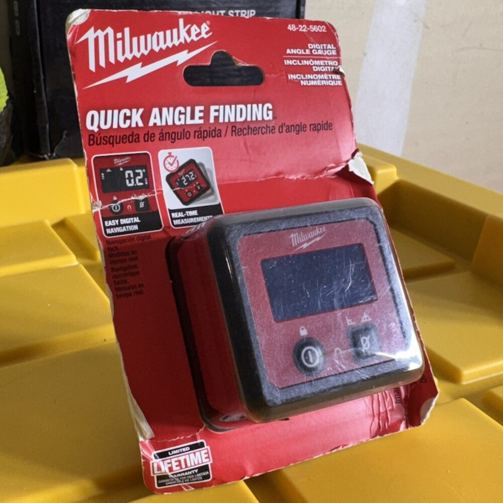 Milwaukee 48-22-5602 Magnetic Digital Angle Gauge Quick Angle Finder Red/Black